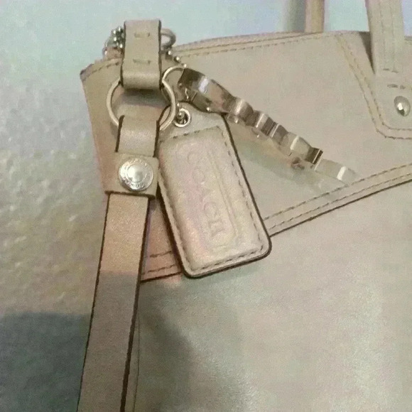 Coach Laura Signature Taupe Large Leather Tote Shoulder Bag - Picture 15 of 16